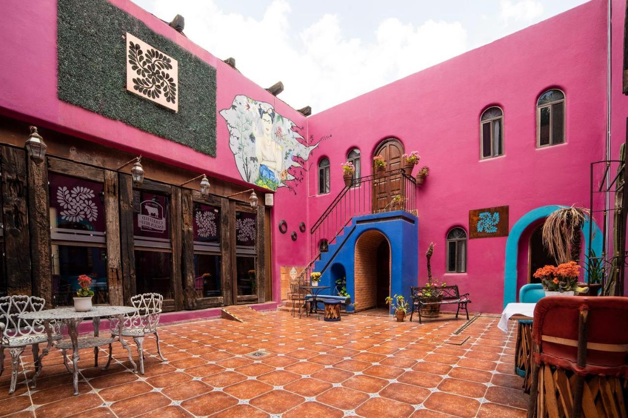 Capital O Next Yard Hotel & Suites Tequisquiapan ซานหลุยส์โปโตซิ ภายนอก รูปภาพ