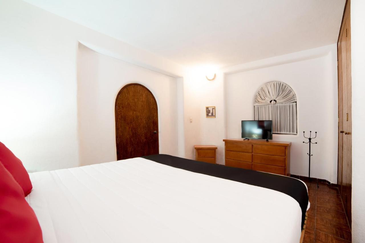 Capital O Next Yard Hotel & Suites Tequisquiapan ซานหลุยส์โปโตซิ ภายนอก รูปภาพ