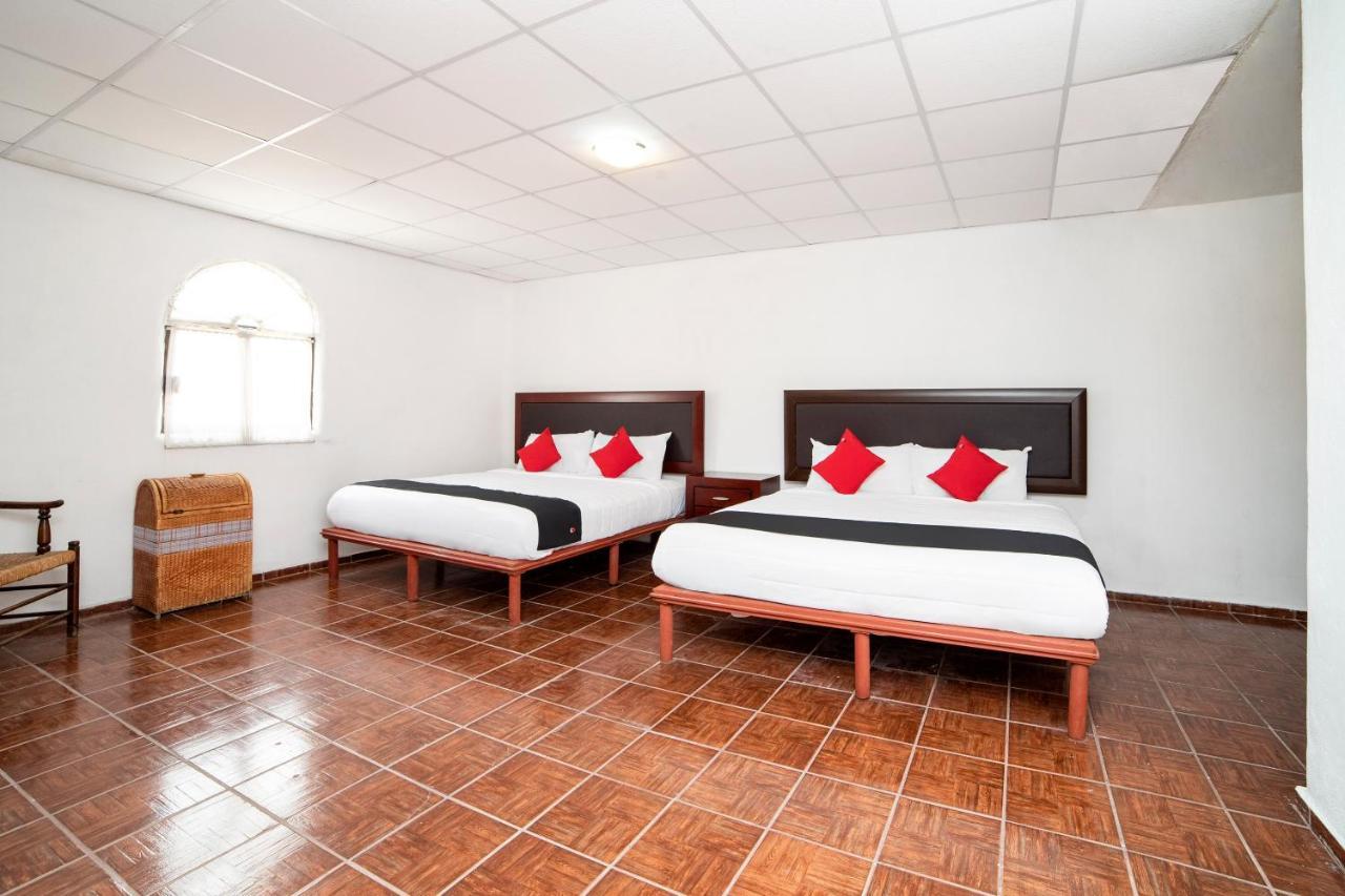 Capital O Next Yard Hotel & Suites Tequisquiapan ซานหลุยส์โปโตซิ ภายนอก รูปภาพ