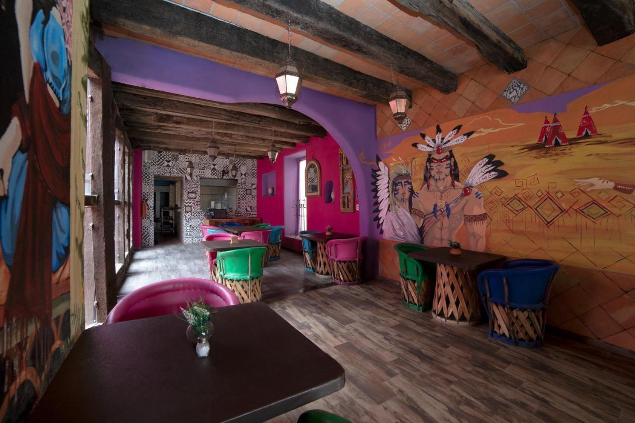 Capital O Next Yard Hotel & Suites Tequisquiapan ซานหลุยส์โปโตซิ ภายนอก รูปภาพ