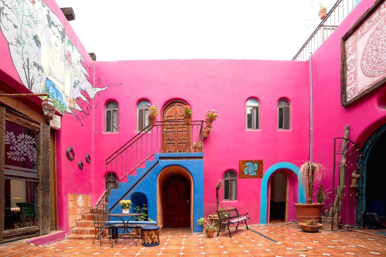 Capital O Next Yard Hotel & Suites Tequisquiapan ซานหลุยส์โปโตซิ ภายนอก รูปภาพ